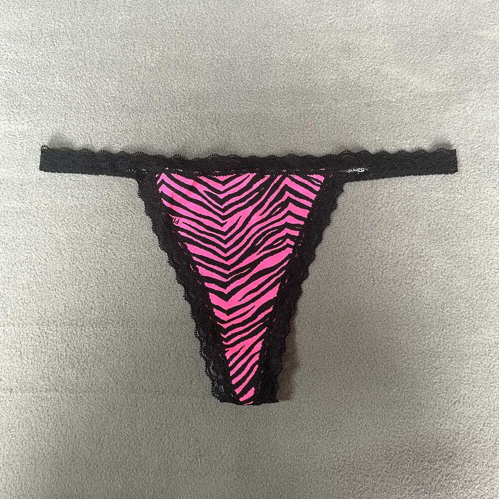 Victoria's Secret PINK 2010 Low Rise Lace V-String Panty Black Pink Animal Print